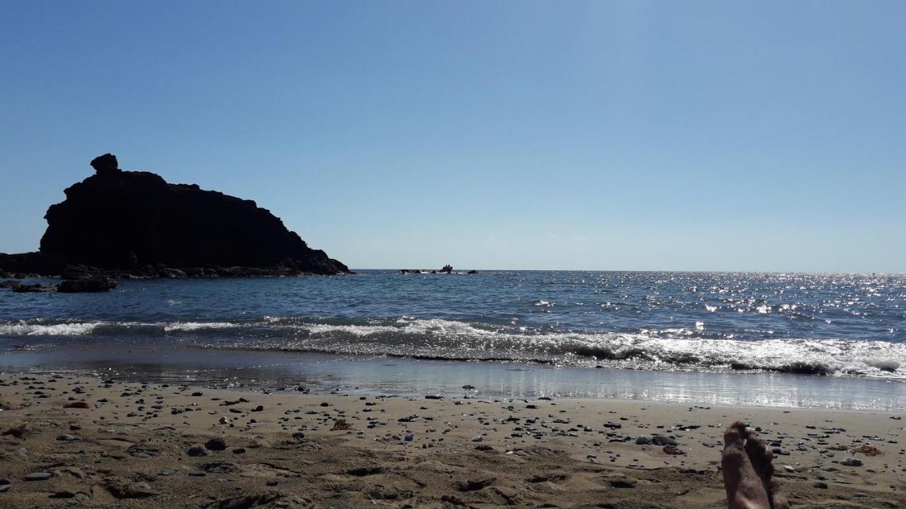 Burrero Beach Stay - Sunshine El Burrero Bagian luar foto