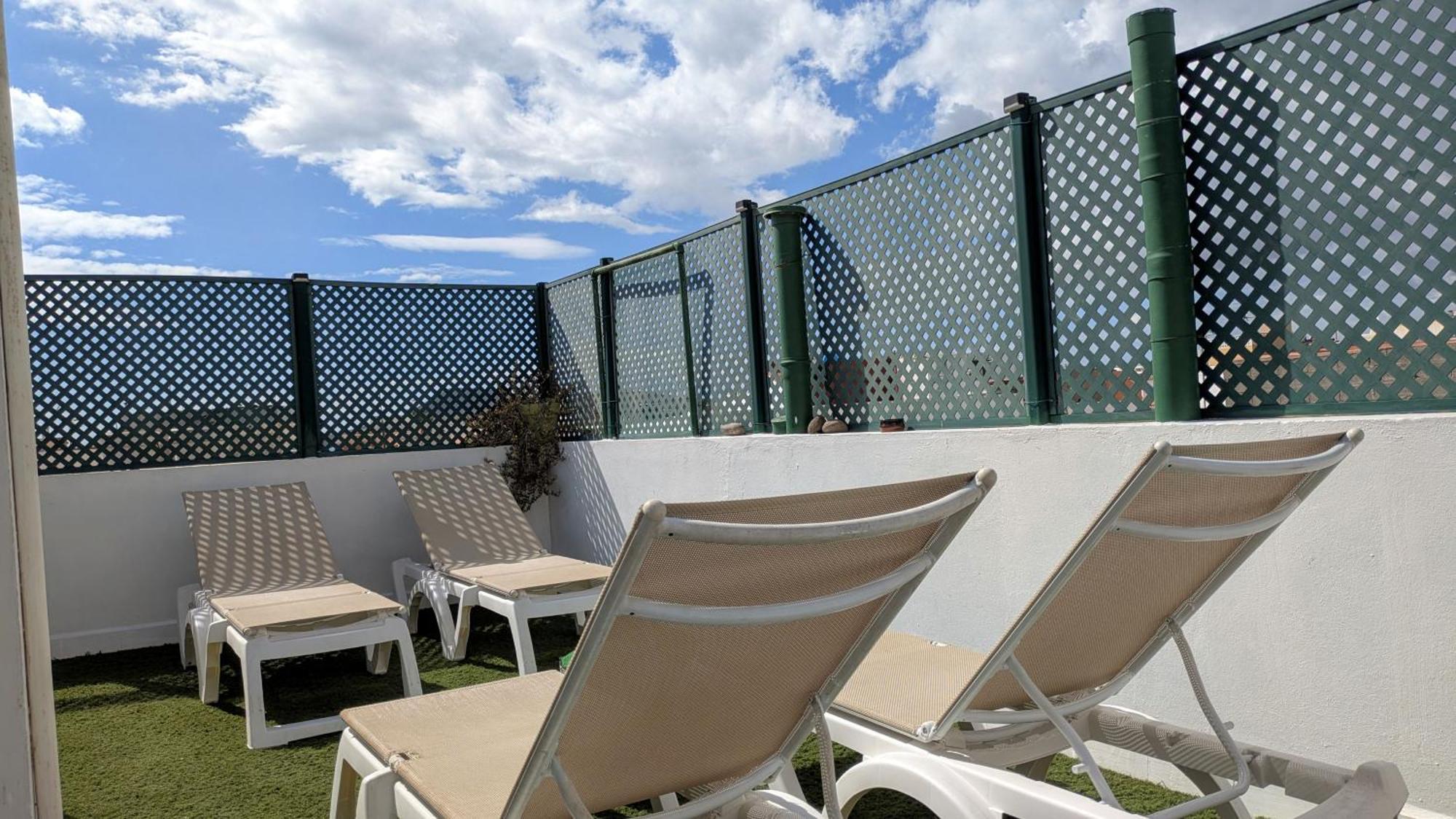 Burrero Beach Stay - Sunshine El Burrero Bagian luar foto